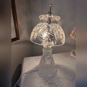 Vintage Lead Crystal Pinwheel Star of David Lamp Boudoir - electric Lamp Works